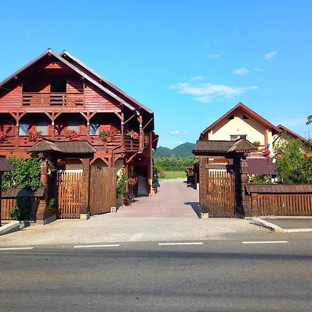 Pension Ioana Lavita Vadu Izei Exterior foto